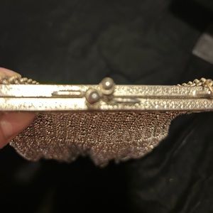 Tess’s Antique Purses